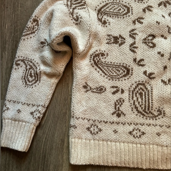 American Eagle Cardigan - Picture 3 of 8